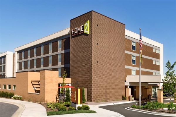 Home2 Suites by Hilton Menomonee Falls Milwaukee