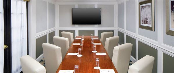 DoubleTree by Hilton Nashua