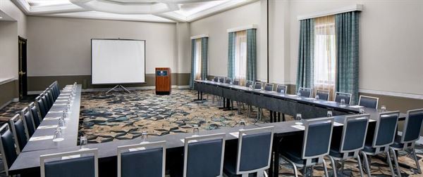 DoubleTree by Hilton Nashua