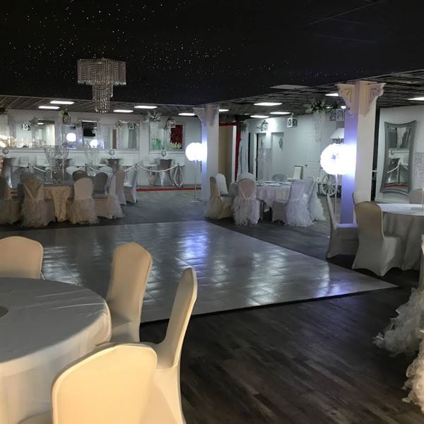 Mae's Liberty Palace