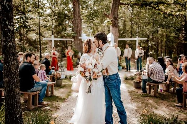 Cedar Hill Farm Event Venue