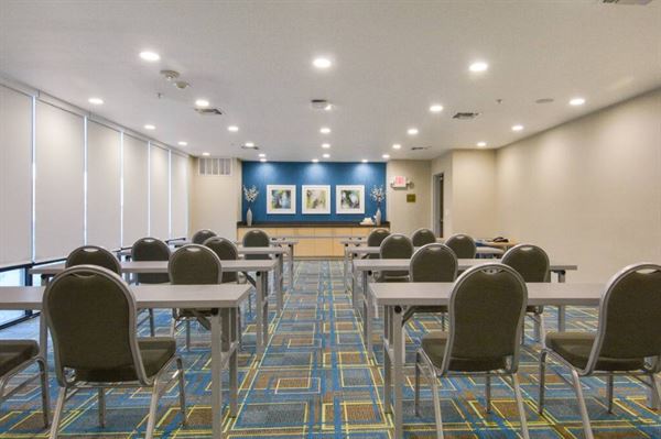 Home2 Suites by Hilton Irving/DFW Airport North