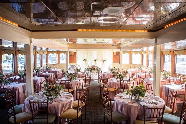 LUXE Cruises and Events