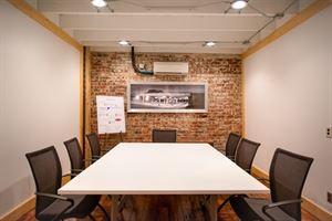 Middle Conference Room