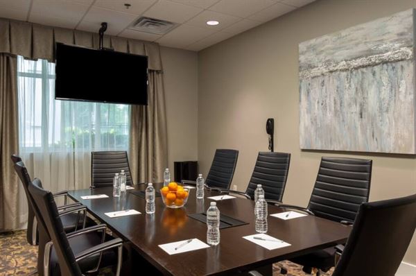 Hampton Inn & Suites Raleigh/Cary I-40 PNC Arena