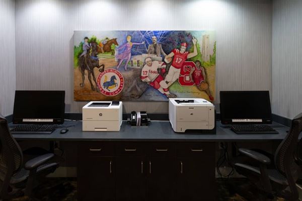 Hampton Inn & Suites Raleigh/Cary I-40 PNC Arena