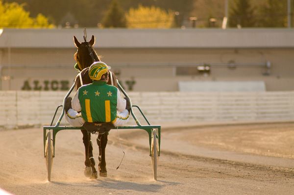 Elements Casino Surrey - Great Canadian Casinos