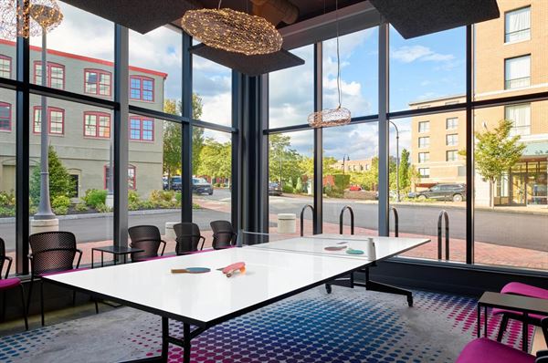 Aloft Portland