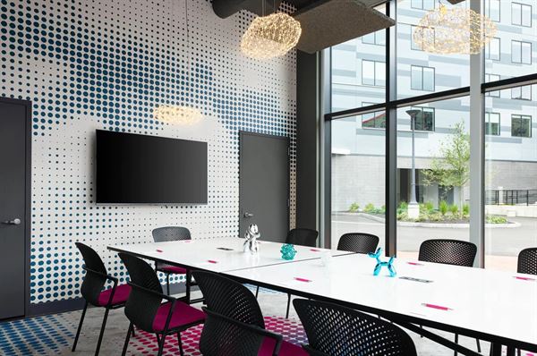 Aloft Portland