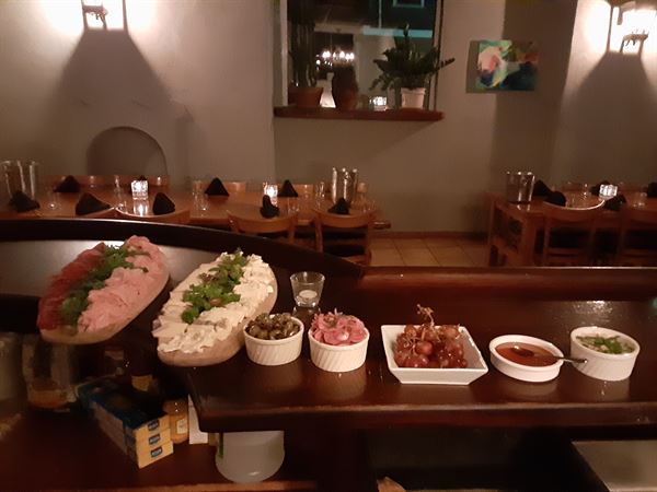 BLT'S Catering Kitchen LLC