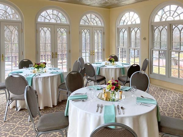 Surrey-Williamson Inn