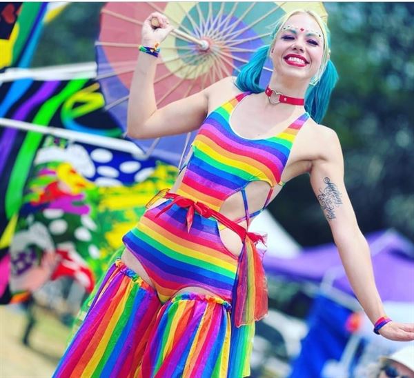 Brittney Iso Performance Art