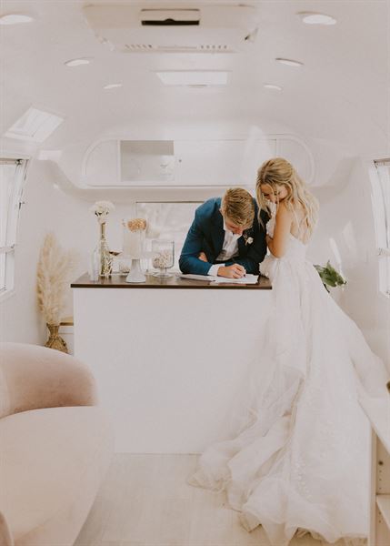 The Airstream Lounge | Mobile Event Space
