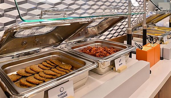 Holiday Inn Express & Suites Atlanta N-Perimeter Mall Area