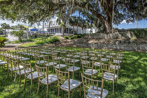 Oaks on the River Luxury Boutique Resort