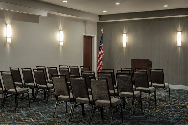Courtyard Long Island MacArthur Airport