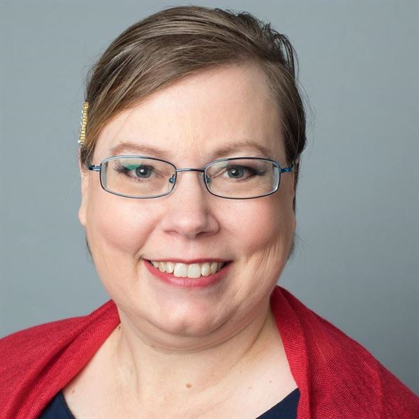 Jennifer Rineman, vocalist and entertainer