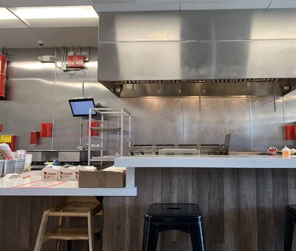 Crimson Coward Nashville Hot Chicken Downey