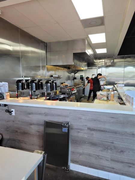 Crimson Coward Nashville Hot Chicken Artesia