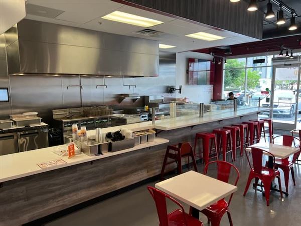 Crimson Coward Nashville Hot Chicken Long Beach