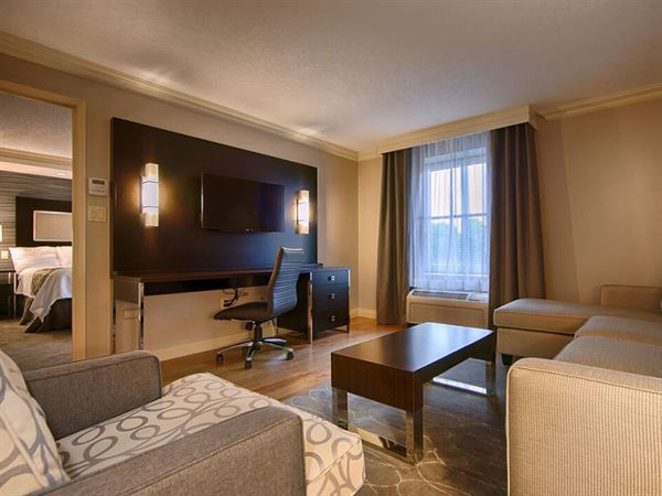 Best Western Plus the Arden Park Hotel