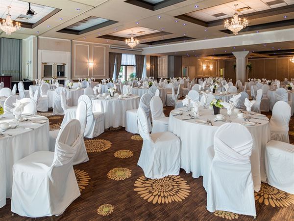 Best Western Plus the Arden Park Hotel