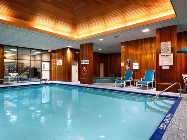 Best Western Plus the Arden Park Hotel