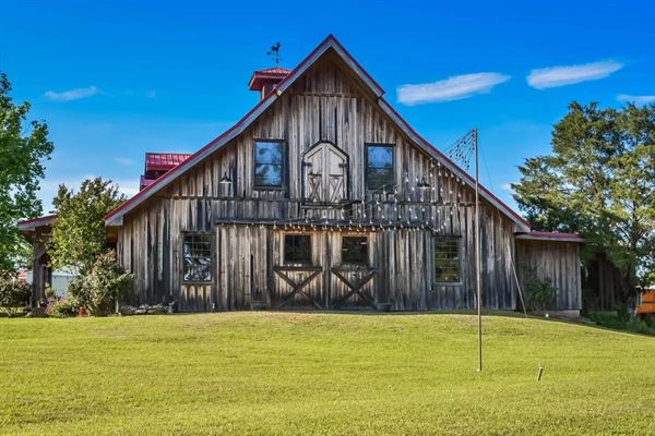 The Oaks At Mount Carmel