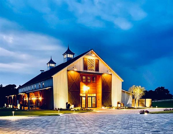 Weddings at Windy Knoll