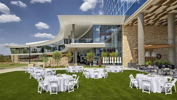 Live! by Loews Arlington Texas