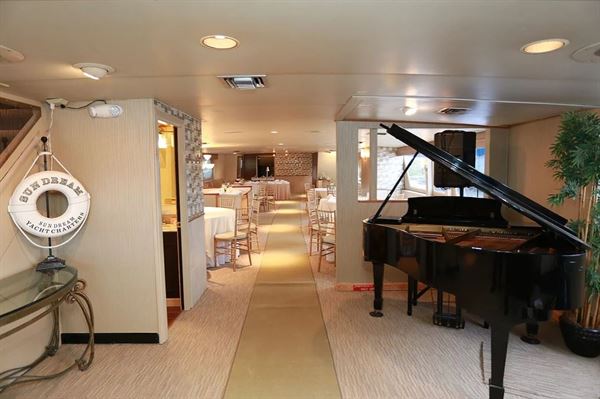 Sun Dream Yacht Charters