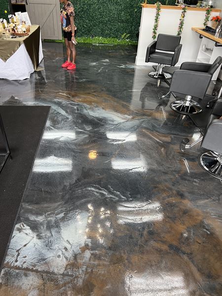 Hq barbershop and lounge