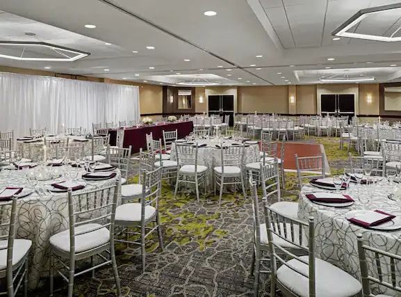 DoubleTree Suites by Hilton Charlotte SouthPark