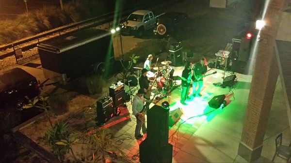 Puddle Jumpers Lakeside Grill & Bar