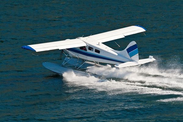 Puddle Jumpers Lakeside Grill & Bar