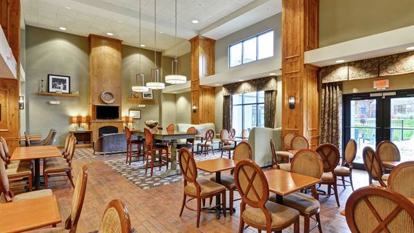 Hampton Inn & Suites New Hartford