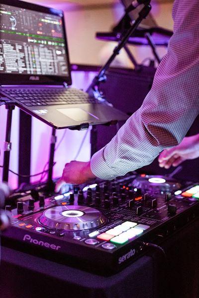 ROQ Events & Photo Booths