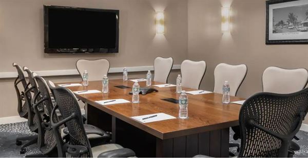 DoubleTree Suites by Hilton Hotel Naples