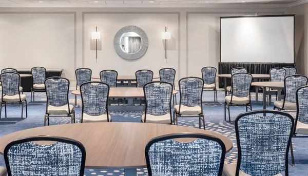 DoubleTree Suites by Hilton Hotel Naples