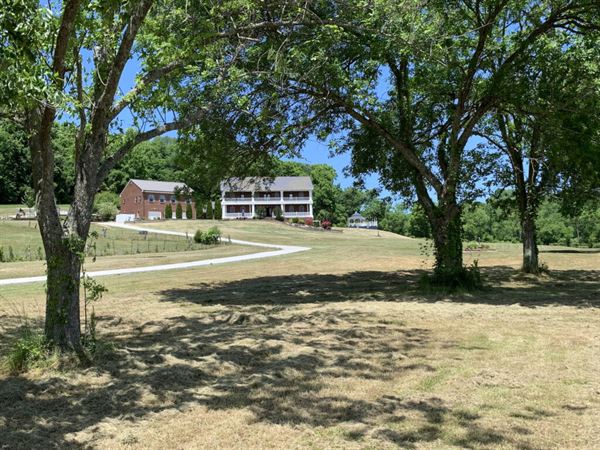 Burwoodhall Golf & BNB Estate