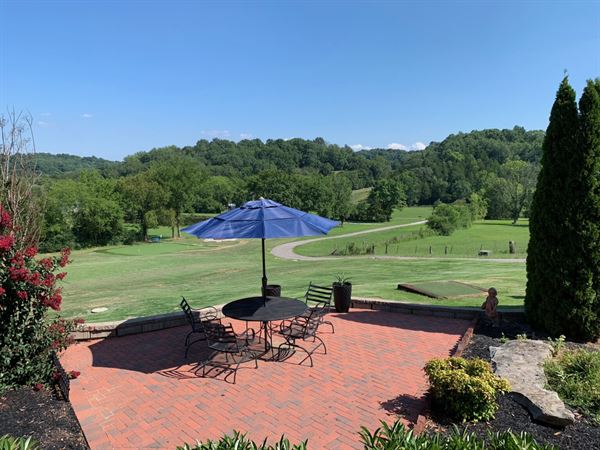 Burwoodhall Golf & BNB Estate