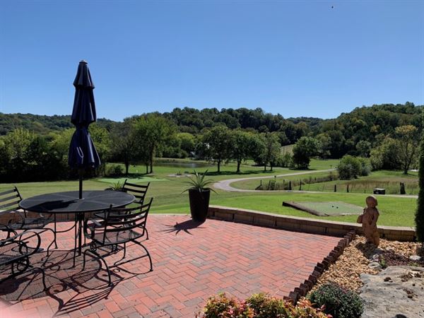 Burwoodhall Golf & BNB Estate