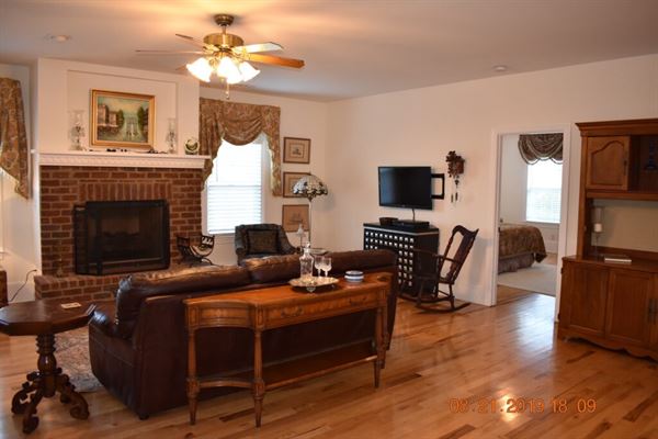 Burwoodhall Golf & BNB Estate