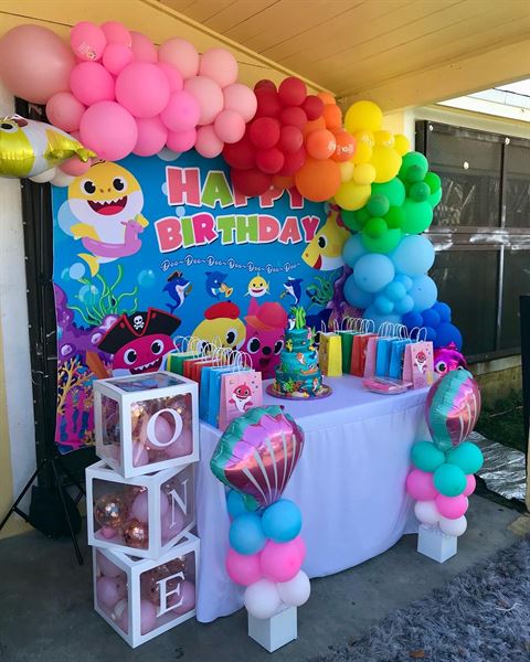 Fantasy Decor & Floral Designs