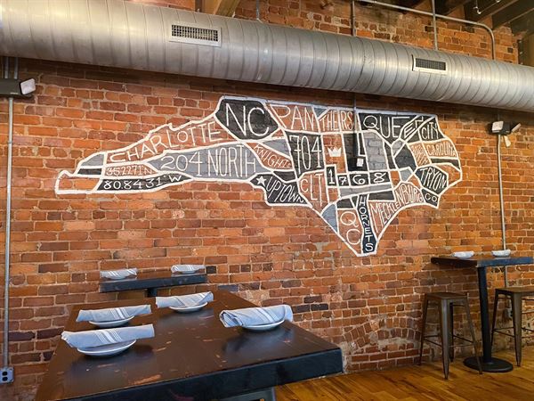 204 North Kitchen and Cocktails