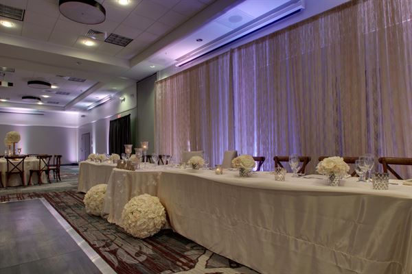 Holiday Inn & Suites Peoria at Grand Prairie