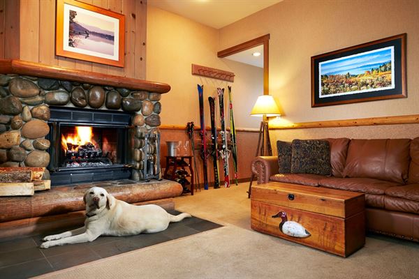 Sunnyside Restaurant & Lodge