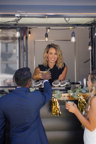 On The House Mobile Bar