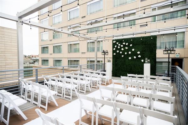 Hotel Clio Denver Cherry Creek