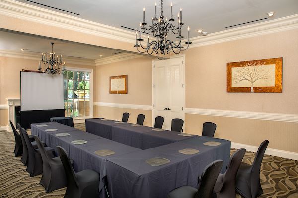 Hackberry Creek Country Club